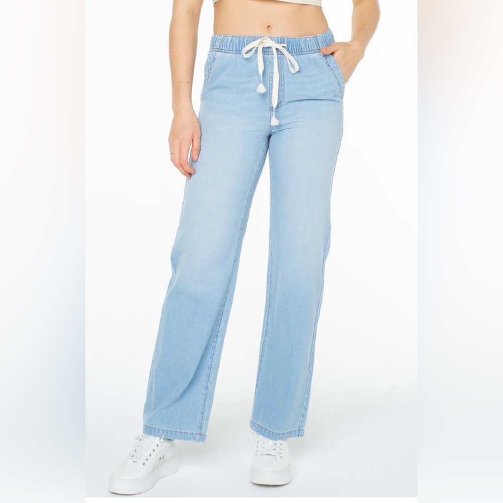 Roxy (women’s size 12-14) XXL Light Blue Denim / Beach Pants with Wide Leg